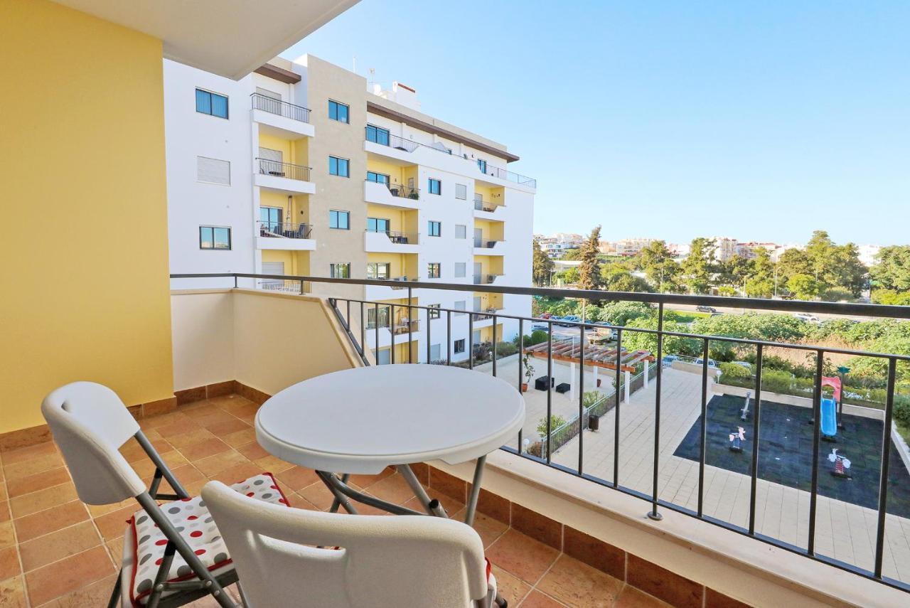 A68 - Palmeiras Paz Apartment Lagos Luaran gambar